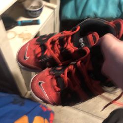 Nike Air Maxes Size 7 $30