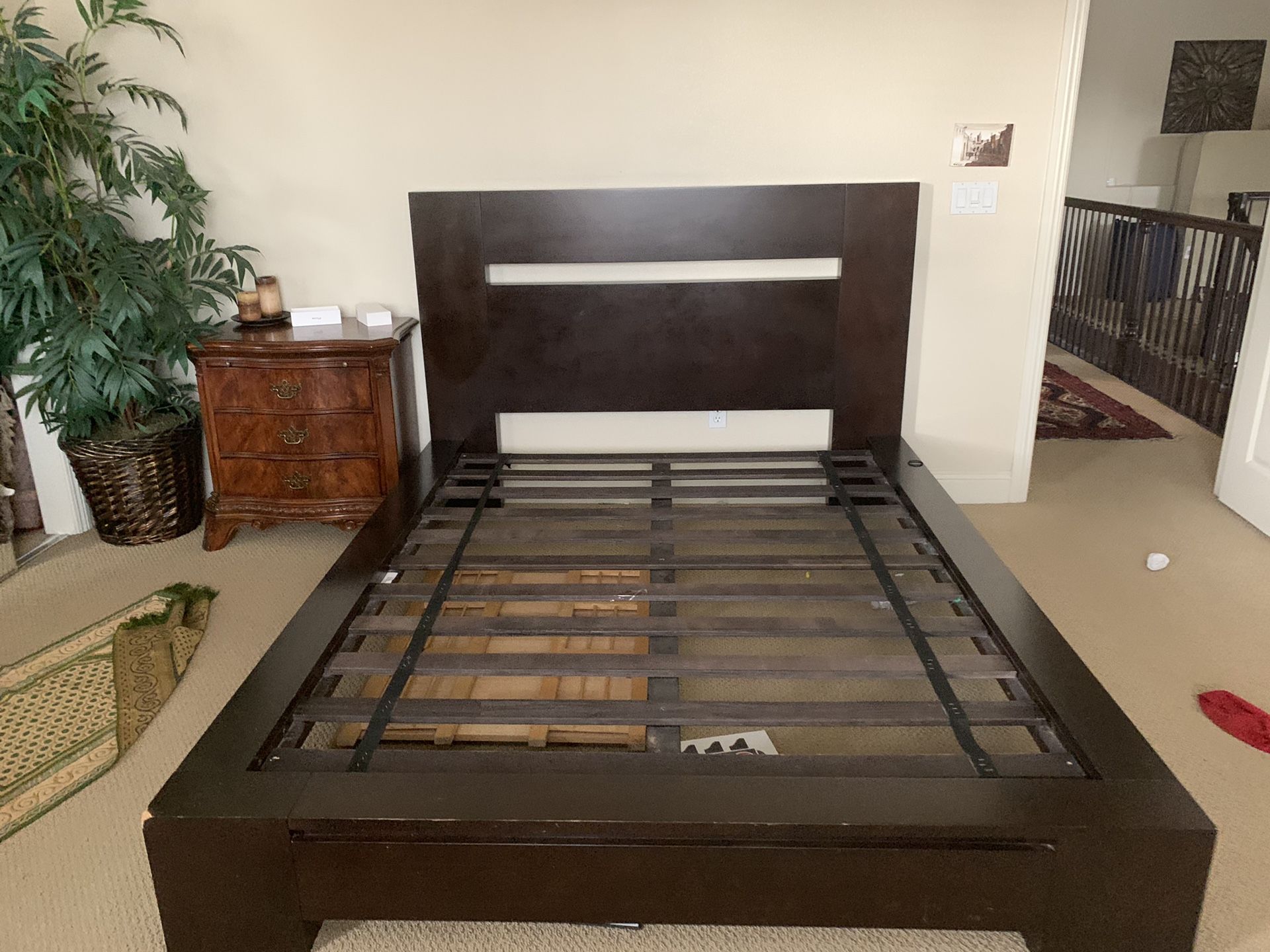 Queen Wood Bed Frame