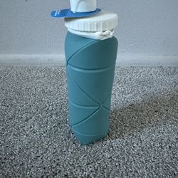 Collapsing Travel Water Bottle