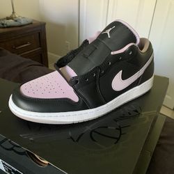 Air Jordan 1.  New. $170