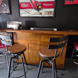Bar with Bar Stools