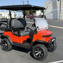 2025 Denago Nomad XL 4-Passenger Lifted 48-Volt Lithium Golf Cart