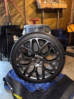 Michelin Pilot Sport All Season 4 wheels and tires