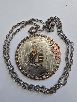 Engraved Western Two-Tone Round Charm Pendant Necklace w/ Green Round Stone