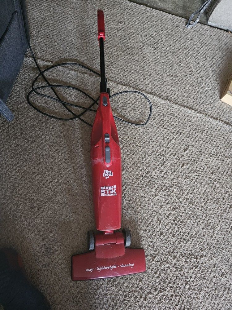 Free Working Vacuum Cleaner