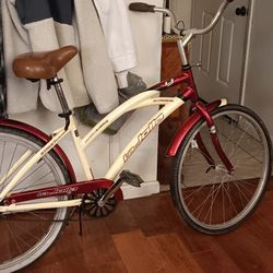 Woman's 26inch Street Cruiser