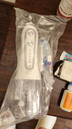 Cordless Water Flosser with Attachments