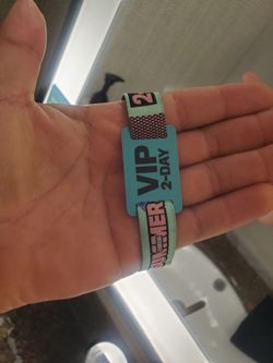 I have 2 tickets for Hard summers