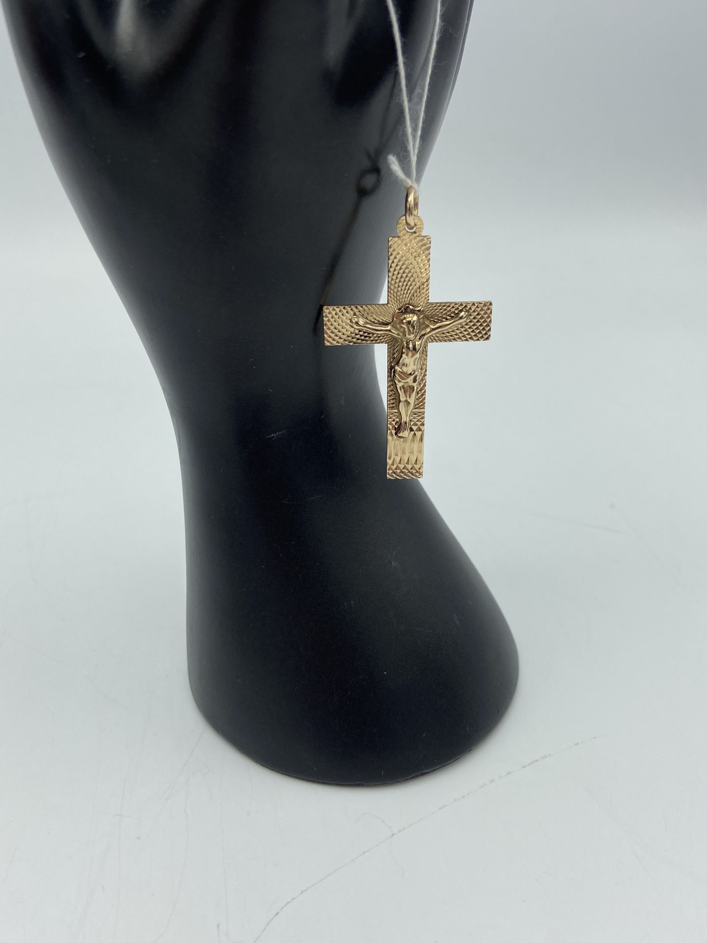 14kt Yellow Gold Cross Pendant