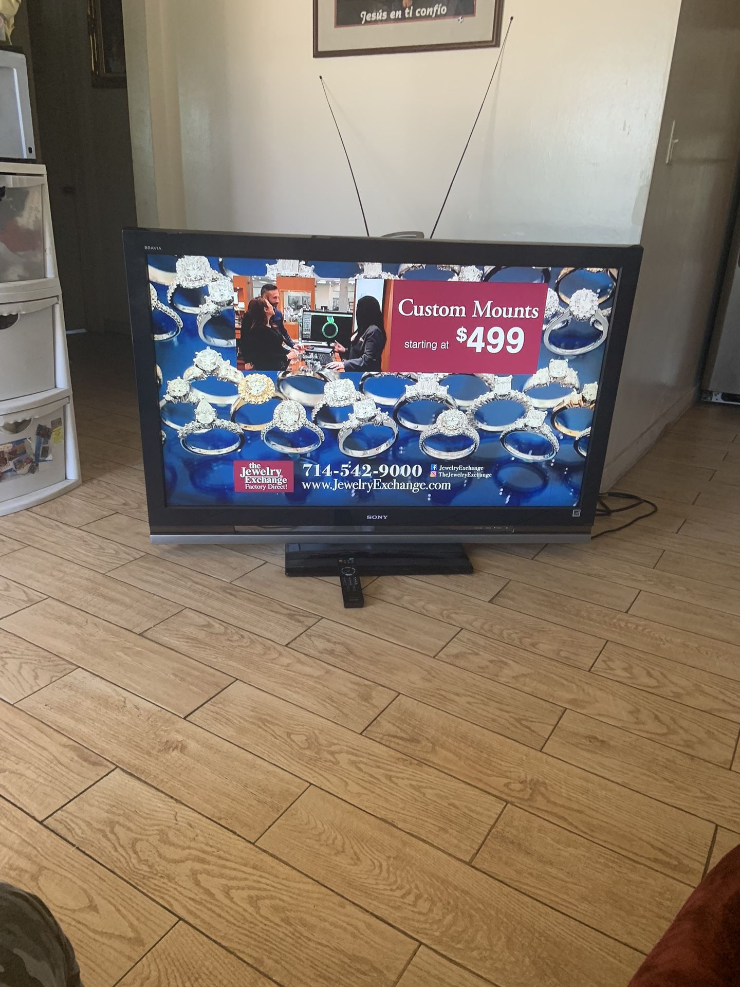 TV