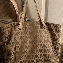 Michael Kors purse