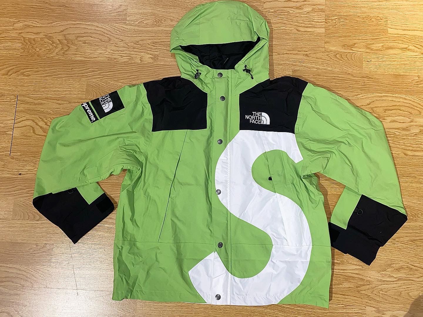 Supreme The North Face S Logo Mountain Jacket  