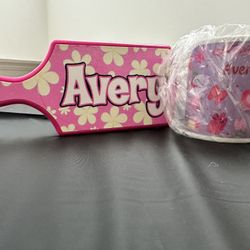 Cute Mini Cup And Hairbrush W Name Avery