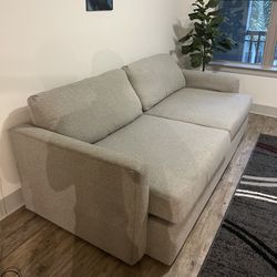 Super Spacious Sofa In Great Conditions