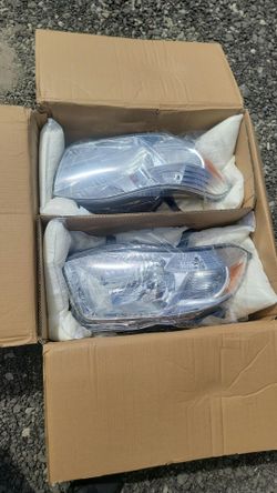 Headligts toyota Highlander 2008-10