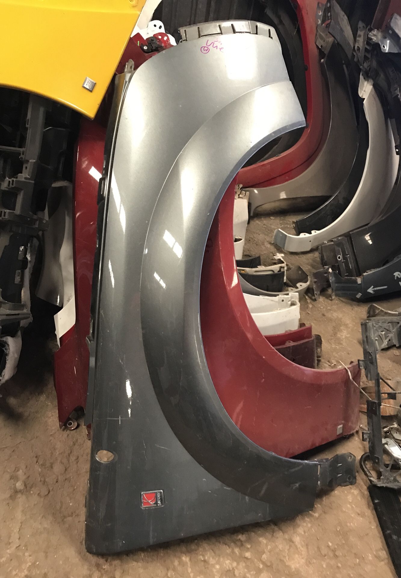 2002 2004 Saturn BUE pasanger side fender for sale