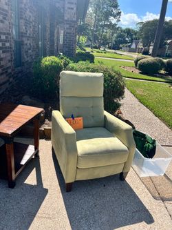 Recliner - FOR SELL