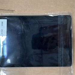 iPad  Air Cell WiFi A1567. 32G 64G. 128G. Unlocked