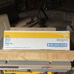 Plastic Film Food Storage Roll 18”x 2000’ Feet 