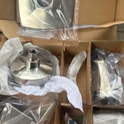 Price, Pfister, Shower Sets With Valve New In The Box All Parts Included 80 Each