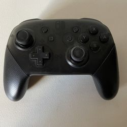 Nintendo Switch Pro Gaming Controller (Original) 