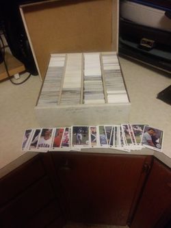 3200 Baseball Cards from the 80's and 90's
