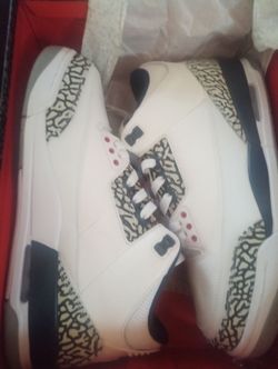 retro Jordan 3s