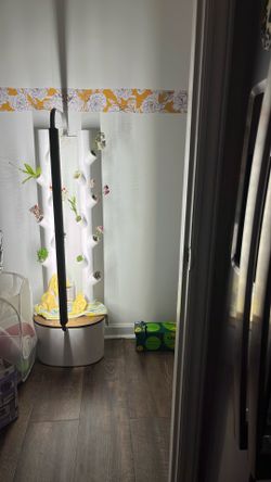Continous indoor ReGrowing Garden