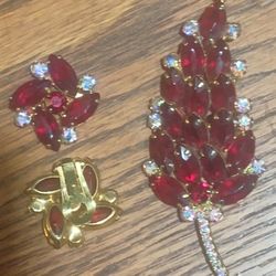 Fabulous Vintage Brooch