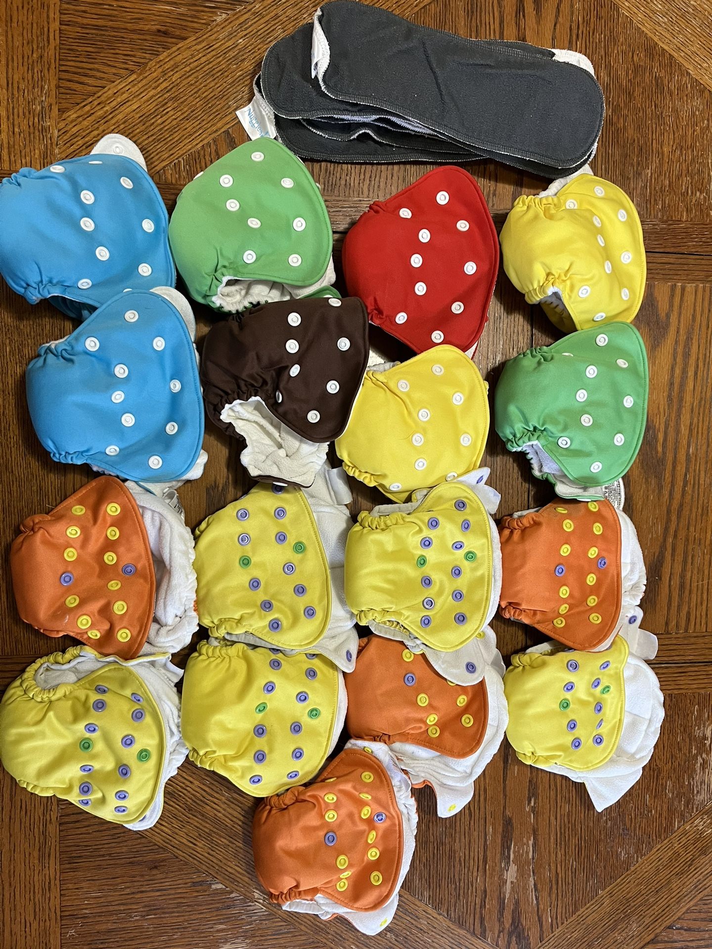 Snuggle bugz & Unknown Brand infant Cloth Diapers