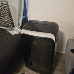 Midea Portable AC