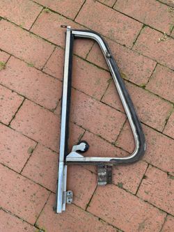 VW bus 1/4 window