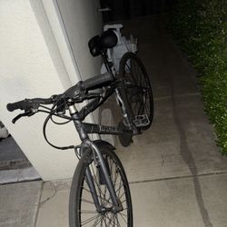 TREK 7200fx 24 Speed Bike 