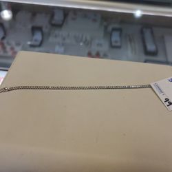 10k White Gold Tennis 7.2 Grams Regular Price 1500 Sale Right Now 1000 If You Are Interested Ask For Maribel Thank You 😊 