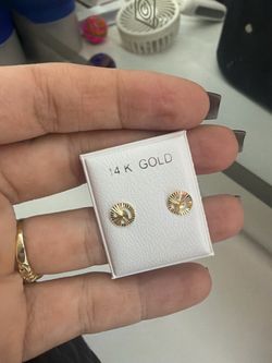 14k diamond earring studs