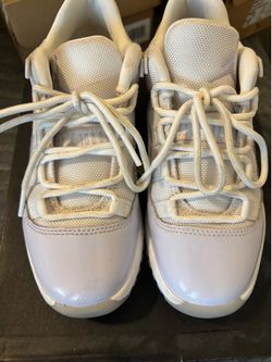 Jordan 11 low “Pure Violet”