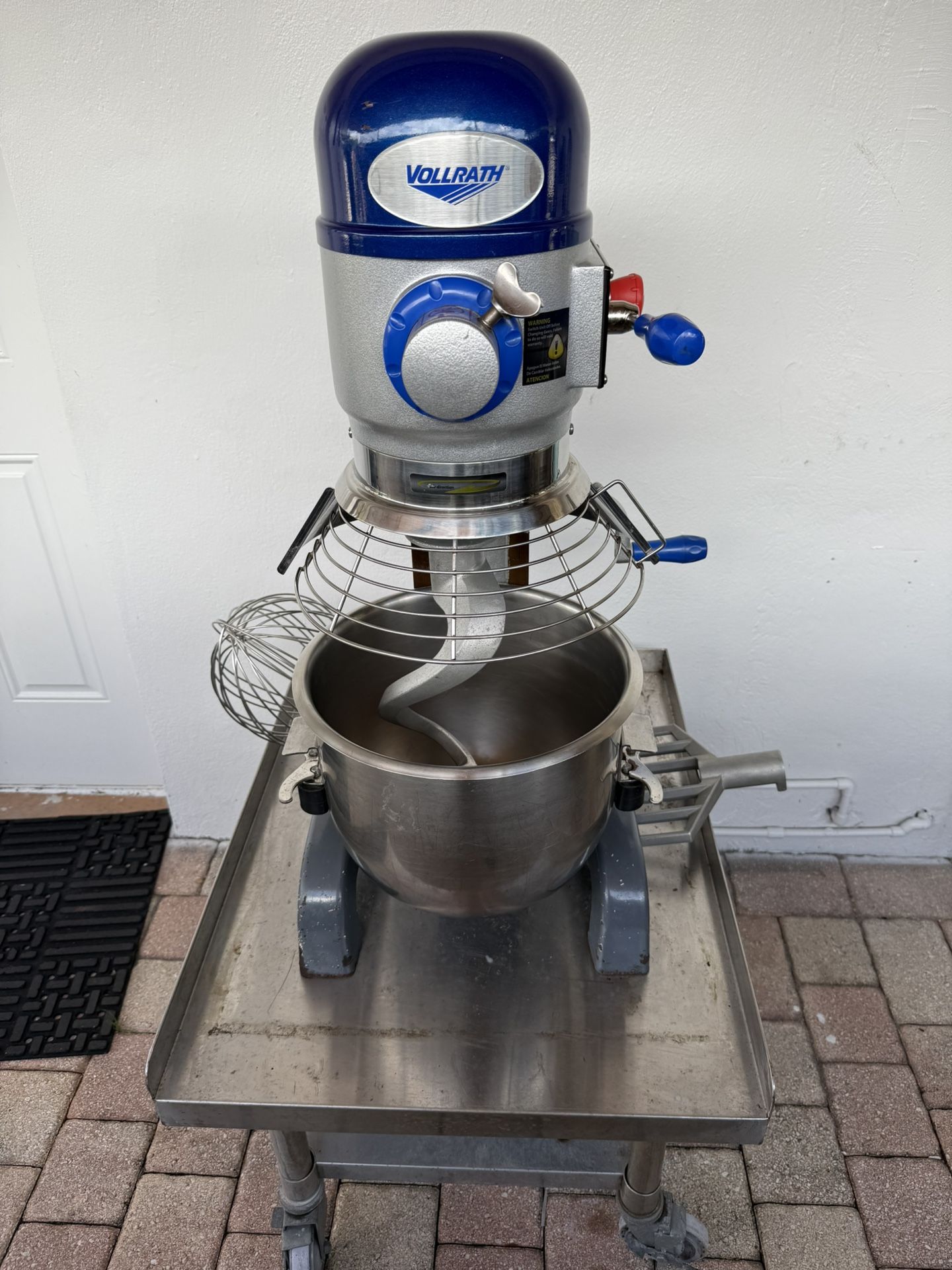 20 QTs Mixer