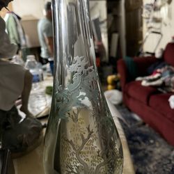 Jarrón Antiguo Chino Cristal The Plomo Trasparente 10 Libras  1920 Con Diseño De Arbo’l Grabado 