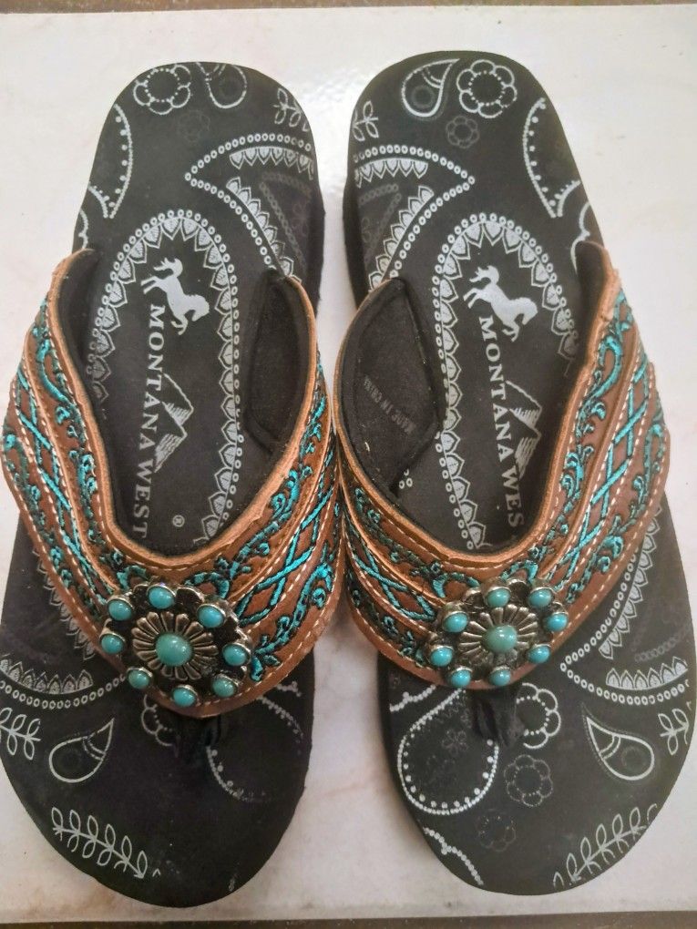 Silver Floral Rhinestones Embroidered Wedge Flip Flops