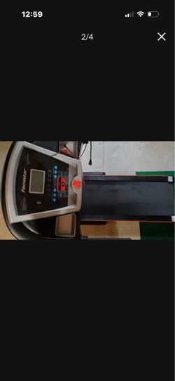 Famistar 9028S 3.25HP Folding Electric Treadmill