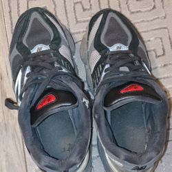 New Balance 9060(Black Grey And Red)