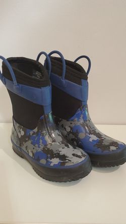 Kids Rain Boots/ Winter Boots Size 9/10