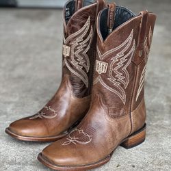 Hometown  Leather Cowboy Boots 