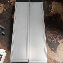 PORTABLE TELESCOPIC WHEELCHAIR HANDICAP RAMPS (2) MAXIMUM WEIGHT 330LBS