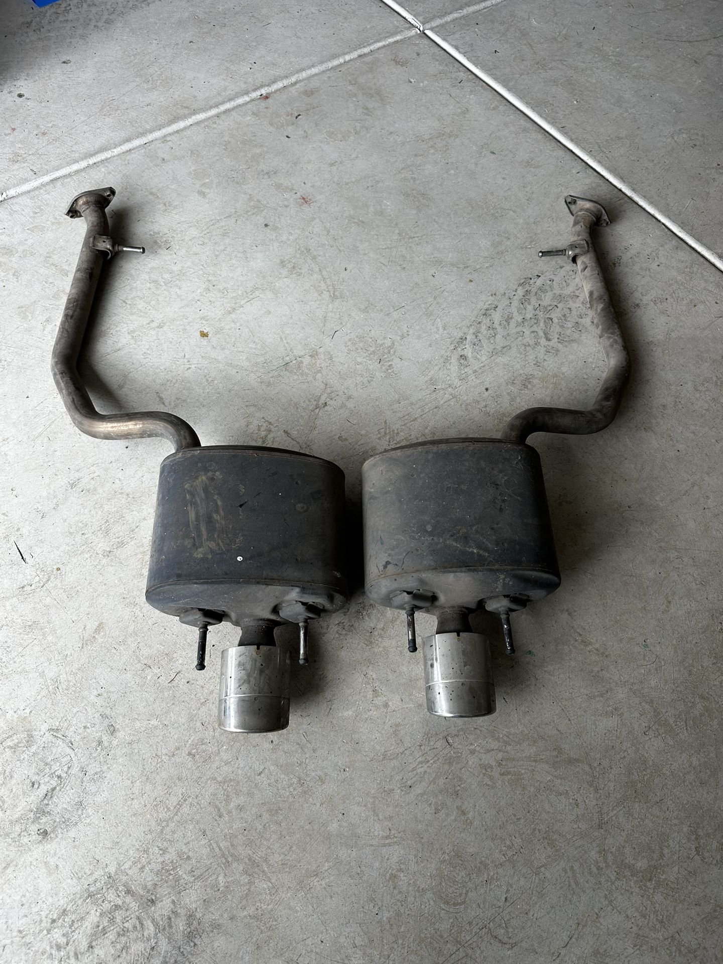 2016 Lexus Is300 F-Sport OEM Rear Left & Right Exhaust