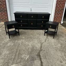 Midnight Black Dresser Set with Nightstands