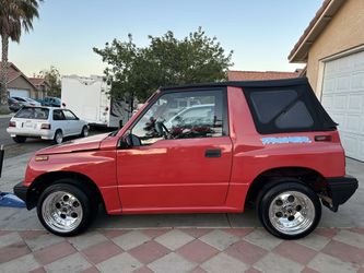 Awesome Mini Truck Tracker 95' 2wd , 5 Speed Lowered On H&R Springs & New Prime Wheels