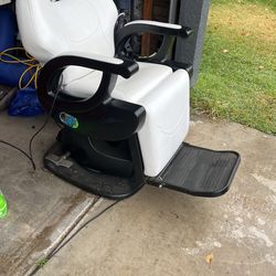 Electric Salon Chair