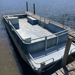 Pontoon Boat For Sale