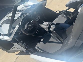 2022 SLINGSHOT Polaris (Model SL) OBO